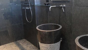 Deluxe Double Room, Terrace | Bathroom shower