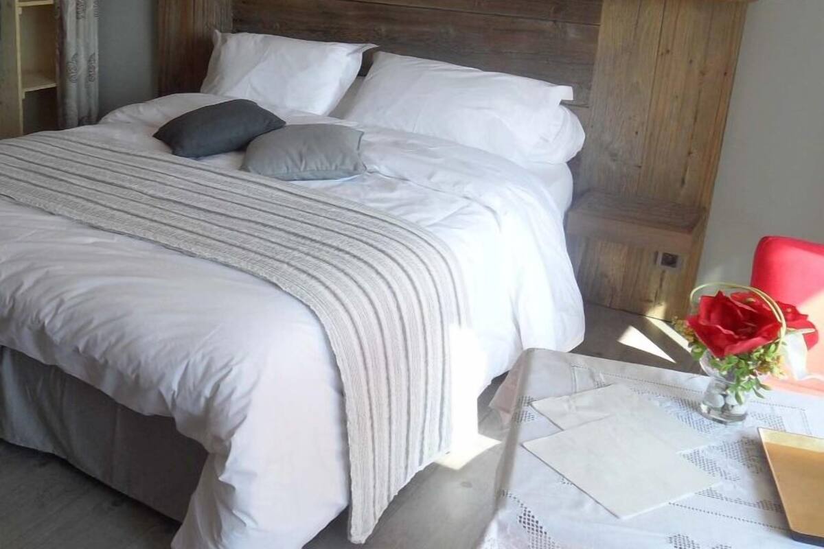 Minibar, soundproofing, free cots/infant beds, free WiFi