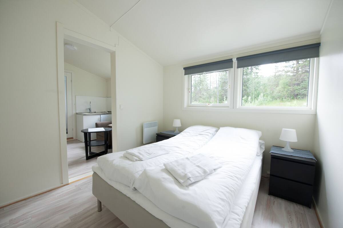 double room, 1 double bed | pillow-top beds, iron/ironing board, free cots/infant beds, free wifi