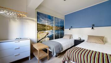 Apartment, 2 Bedrooms | 2 bedrooms, iron/ironing board, free WiFi, bed sheets