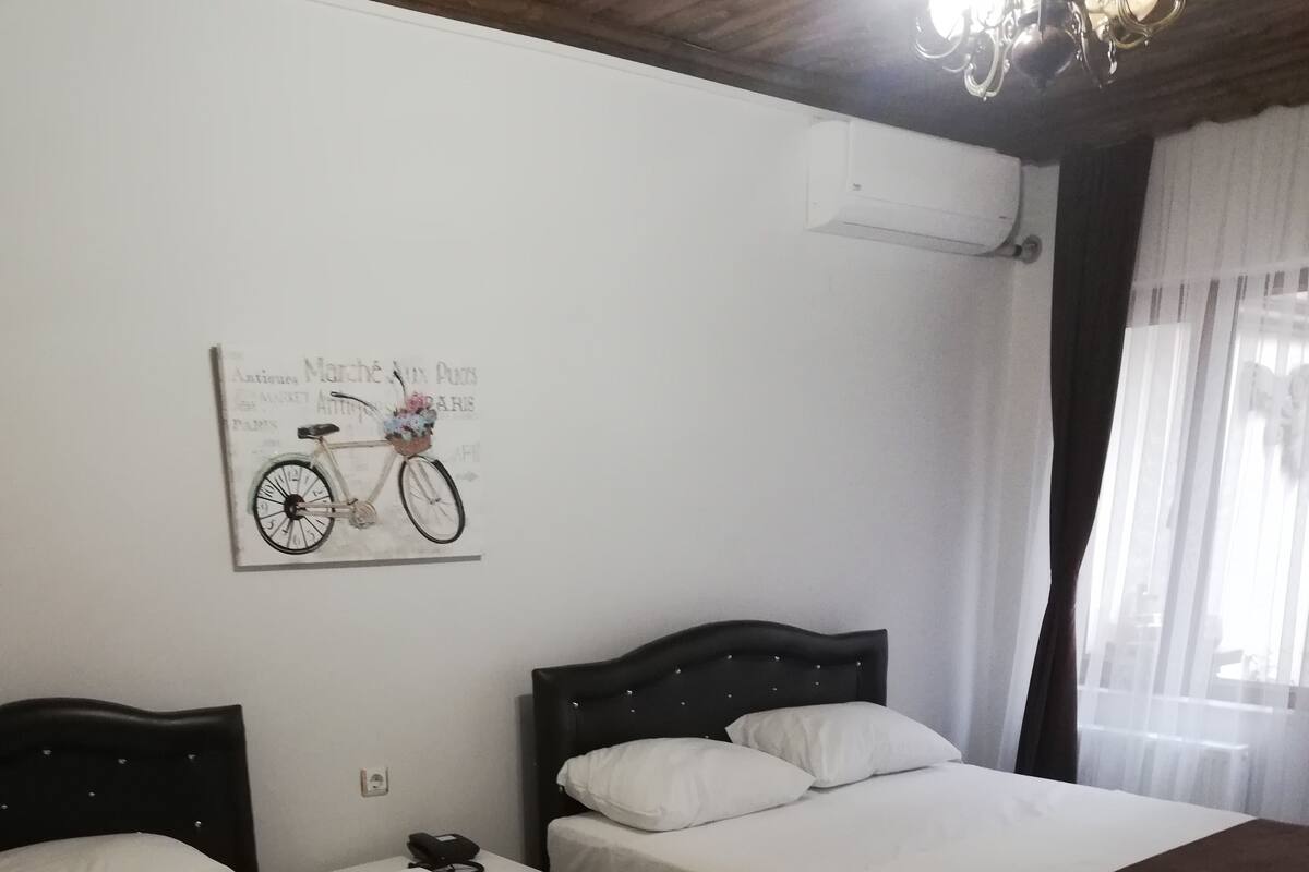 Kamar Triple Basic | Pemandangan dari kamar