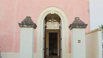 Ingresso della struttura