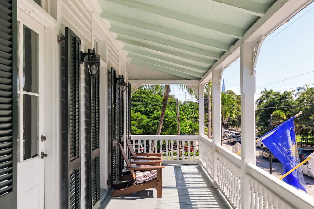 The Conch House Heritage Inn