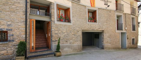 Fachada de la propiedad