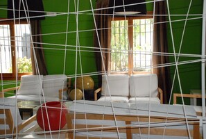Sala de estar en el lobby