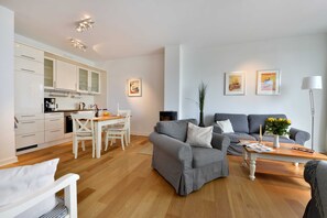 Fernseher, Kamin