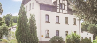 2 bedroom nice apartment in Gelenau