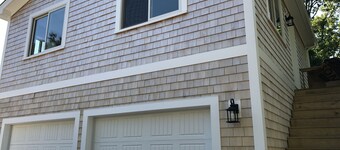 Clean, bright apartment with AC and private yard!
