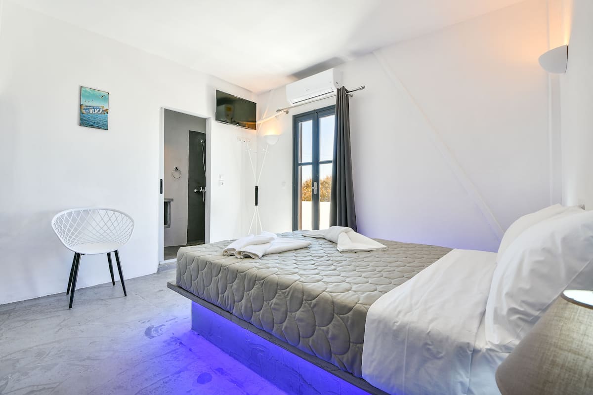 Exclusive Double Room, 1 Bedroom, Sea View (1st floor) | Egyptian cotton sheets, premium bedding, pillowtop beds, in-room safe
