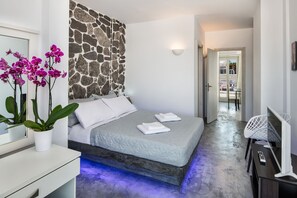 Deluxe Suite, 2 Bedrooms, Private Pool, Ground Floor (Ground Floor - Suite G7)