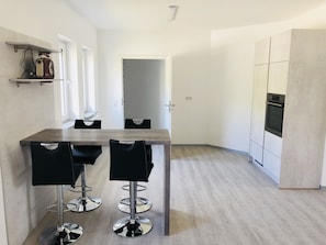 Grand Apartment (6-10 Persons) | Private kitchen | Fridge, microwave, stovetop, espresso maker - Appartemens Haus Maria Anna (Bad Ems)
