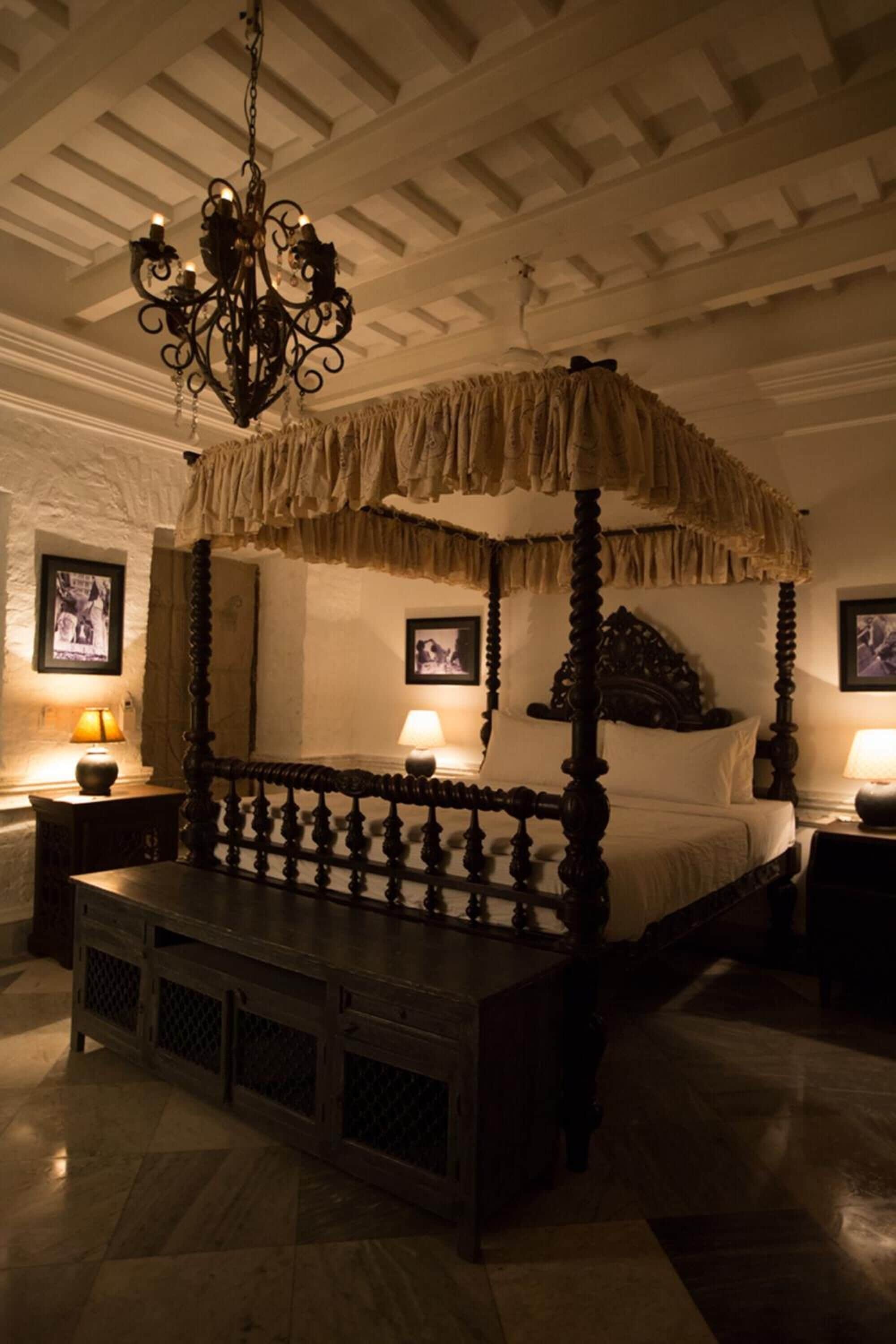 Individually furnished, bed sheets, wheelchair access