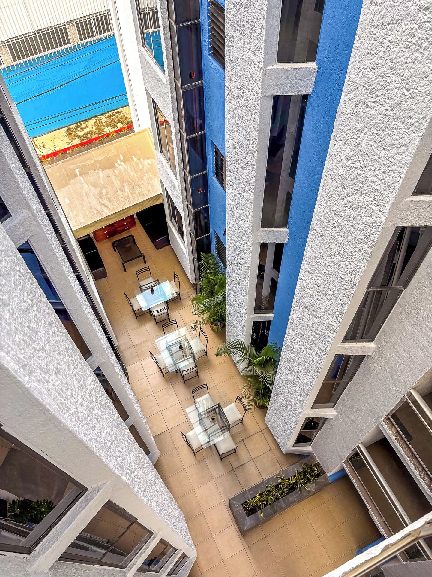 ロビー応接スペース