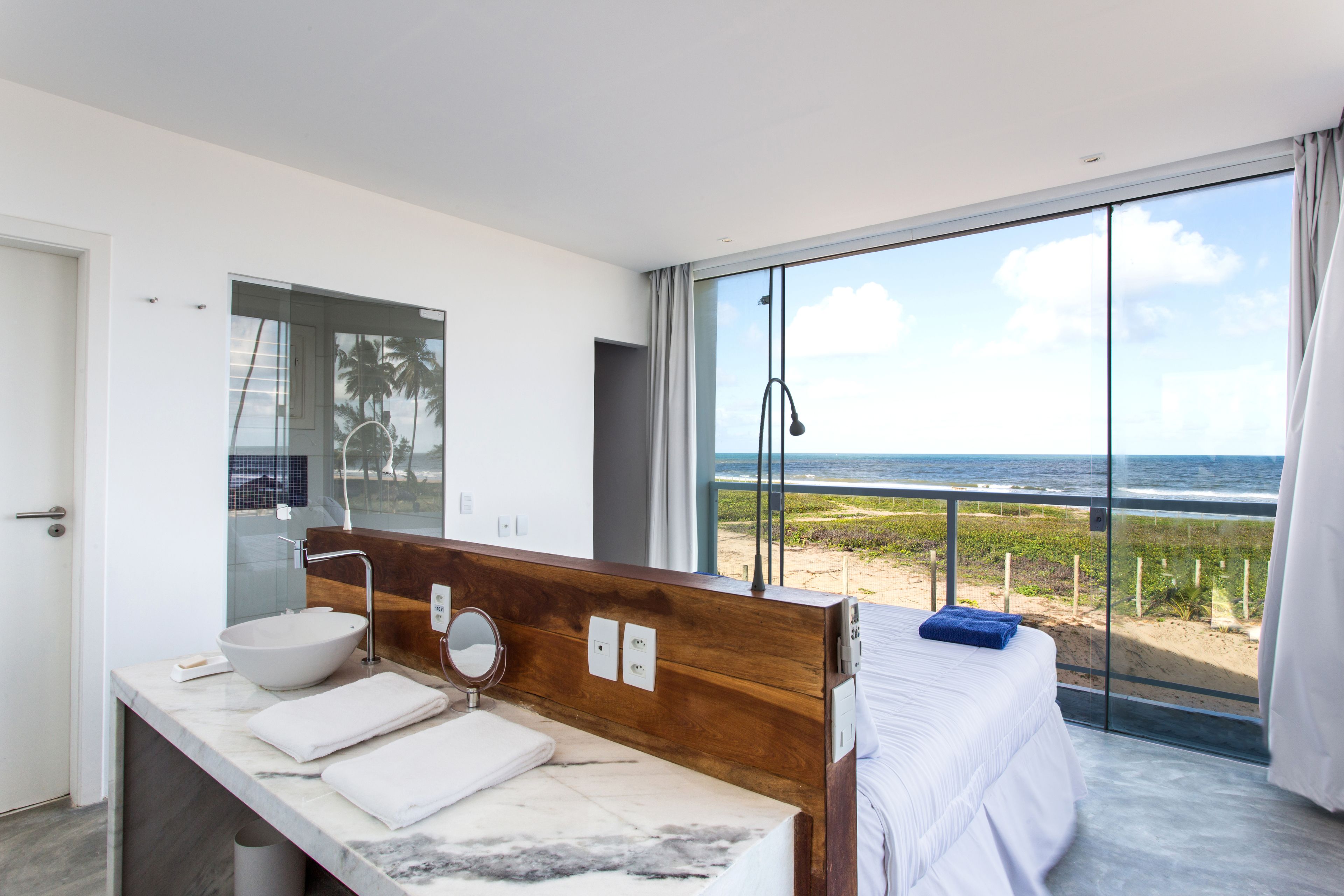 superior villa, 1 king bed, non smoking | in-room safe, free wifi, bed sheets