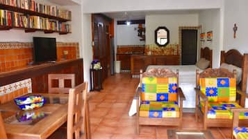 Suite estudio, frente a la playa (By VC- R4) | Premium bedding, in-room safe, free WiFi, bed sheets