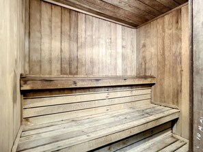 Sauna - Veranda by the Beach / Close to Pool & Amenities / Seconds to Beach / SV173 (New Smyrna Beach)