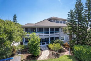 Exterior - Veranda by the Beach / Close to Pool & Amenities / Seconds to Beach / SV173 (New Smyrna Beach)