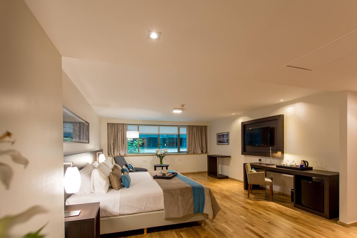 superior matrimonial | premium bedding, minibar, in-room safe, desk