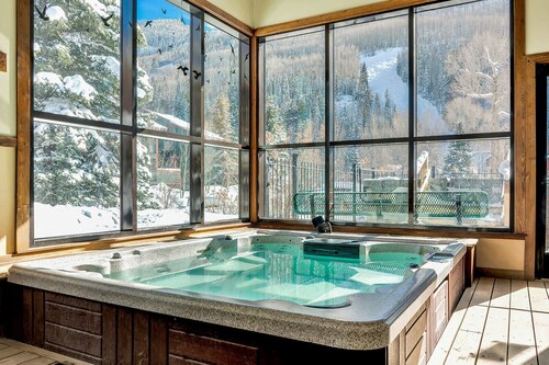Telluride Lodge Unit 301 Lift-Side Condo 3 Bedrooms, 2.5 Bathrooms - Sleeps 6