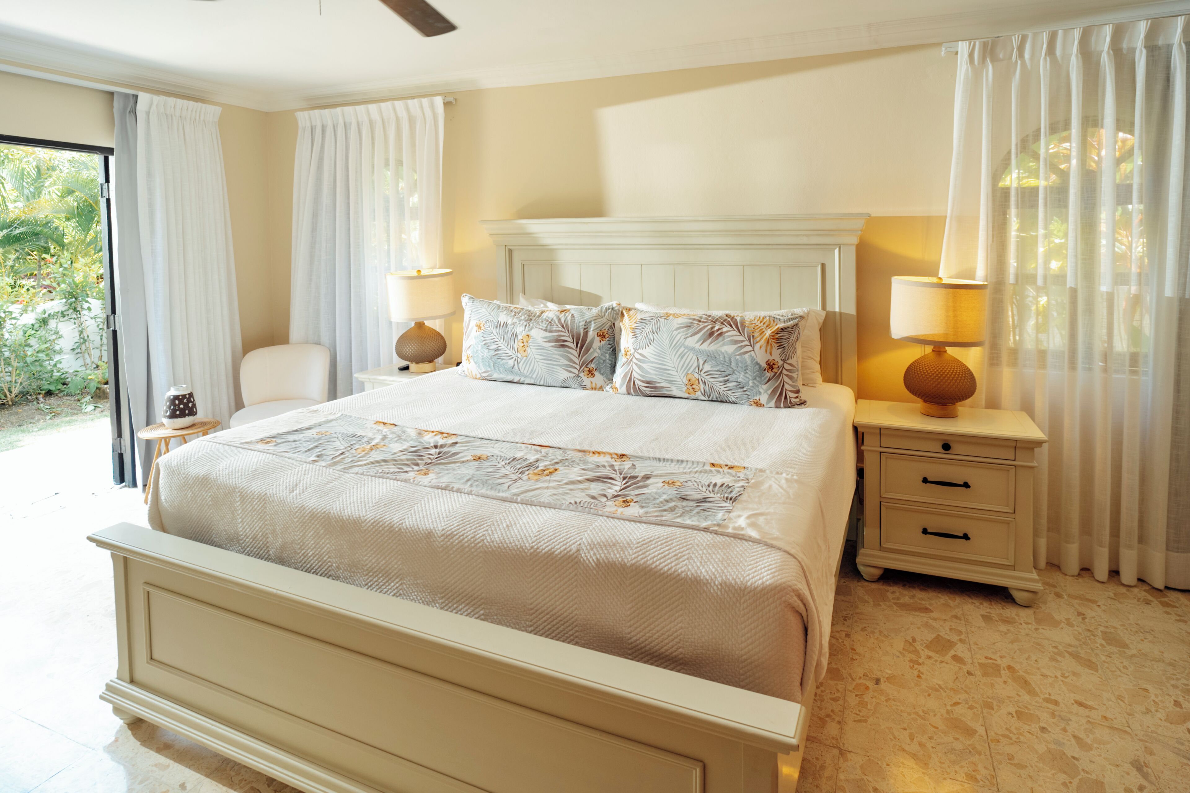 Vila (All Inclusive) | 6 quartos, cofres nos quartos, cortinas blackout