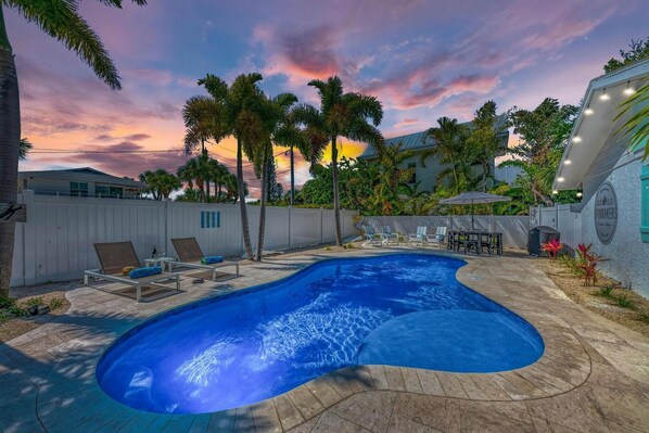 Et oppvarmet basseng