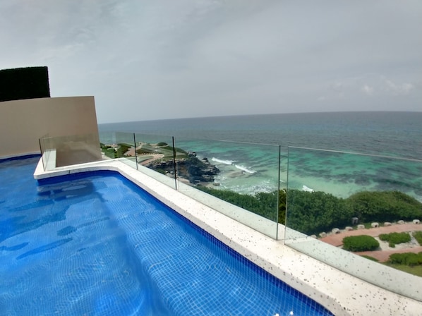 Luxury Condo, 4 Bedrooms, Private Pool, Ocean View | View from room