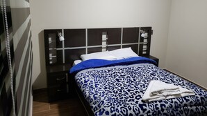 Luxury Apartment, 2 Bedrooms | 2 bedrooms, iron/ironing board, WiFi (free) - Portal Rent Apart 2 (Cochabamba)