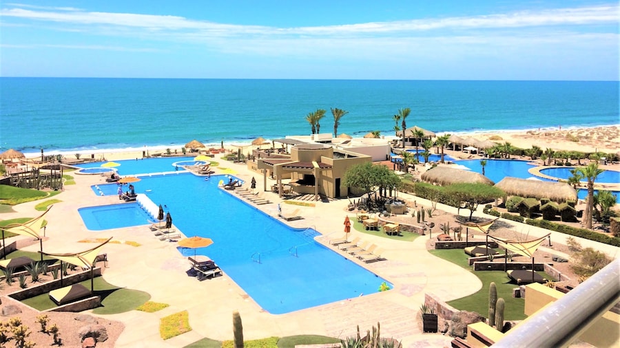 Encanto Living 0401 - 2BR by Kivoya