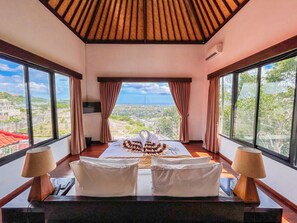 3 Schlafzimmer, Zimmersafe, Schreibtisch, Bügeleisen/Bügelbrett