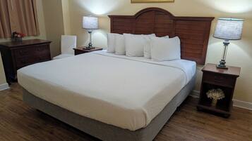 3 dormitoris, planxa i posts de planxar, wifi i roba de llit