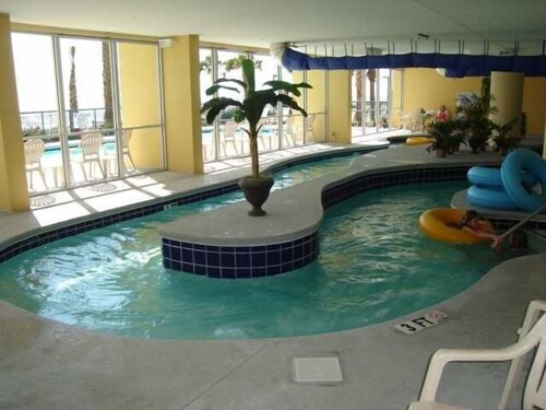   Spektakuläre Ocean Front Condo mit 25 'Balkon