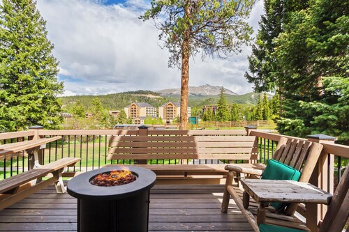 Ski in/out best location FOR SURE! 4B+loft 4ba. Cedars front row, walk to town