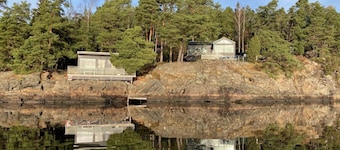 Lakeside chalet with spectacular views and exclusive private location