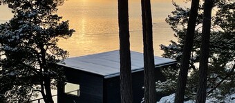 Vakkert Lakehouse med enestående utsikt i private omgivelser nær Gøteborg