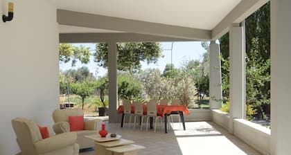 5 * Air Conditioned Villa for 10 people