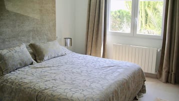 4 Schlafzimmer, Bügeleisen/Bügelbrett, Reisekinderbett, kostenloses WLAN