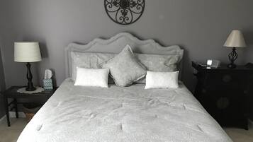 3 dormitorios, tabla de planchar con plancha, wifi gratis y ropa de cama