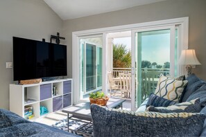 TV - 2nd Floor Ocean View Atrium! 5 Stars! Dog Welcome! (Seabrook Island)