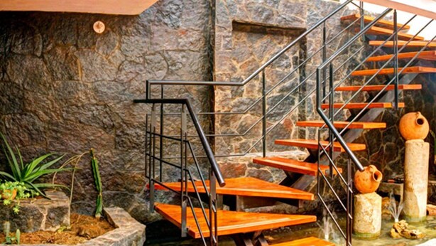 Staircase - Hotel Calle Principal (Sáchica)