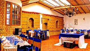 Dining - Hotel Calle Principal (Sáchica)