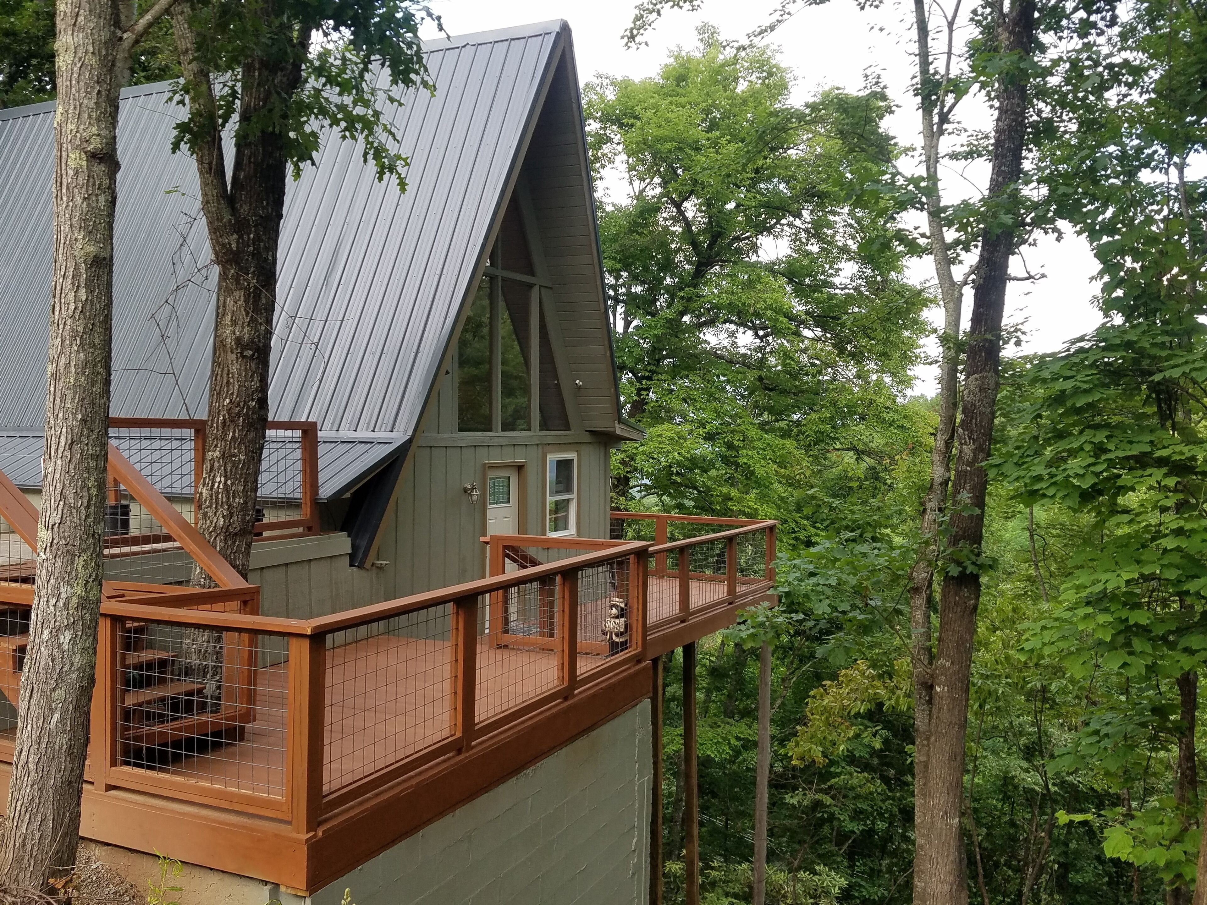 Epic Views! Hot Tub! Closest to Ober Mountain FUN!