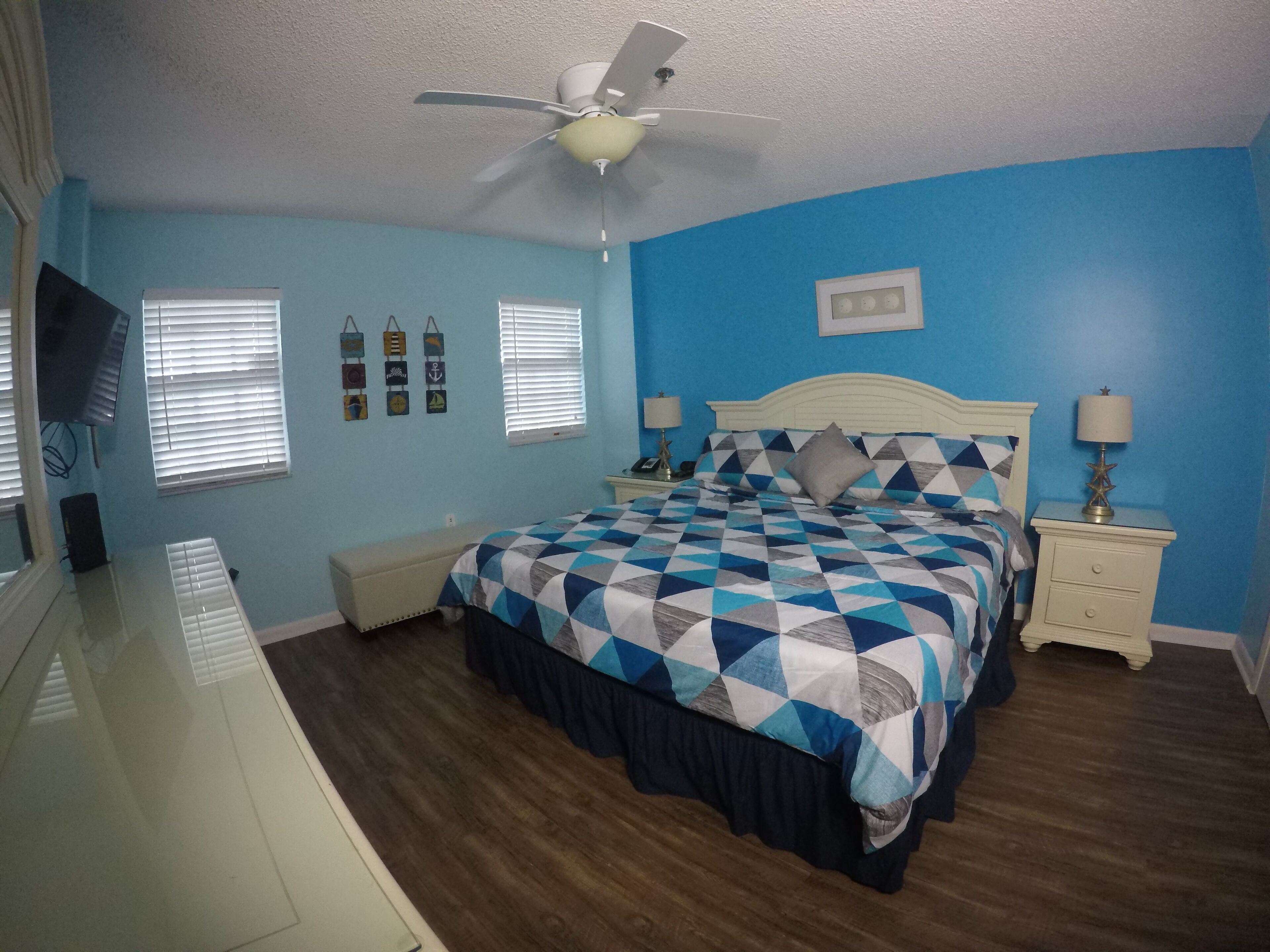 2 bedrooms, iron/ironing board, free WiFi, bed sheets