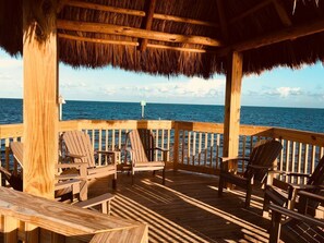 Terrace/patio - Ocean view condo with balcony/marina view (Tavernier)