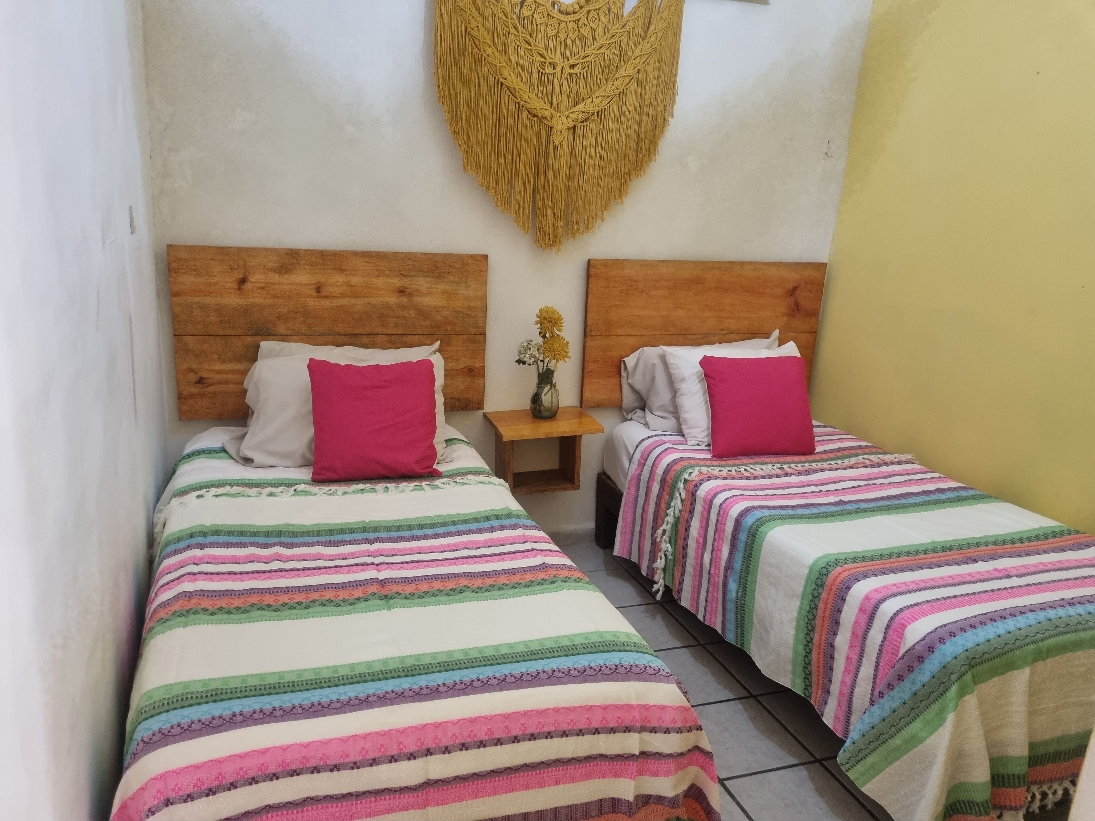 Iron/ironing board, WiFi (free), bed sheets