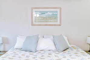 4 habitaciones, escritorio, tabla de planchar con plancha y wifi gratis