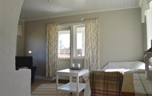 2 bedrooms, internet