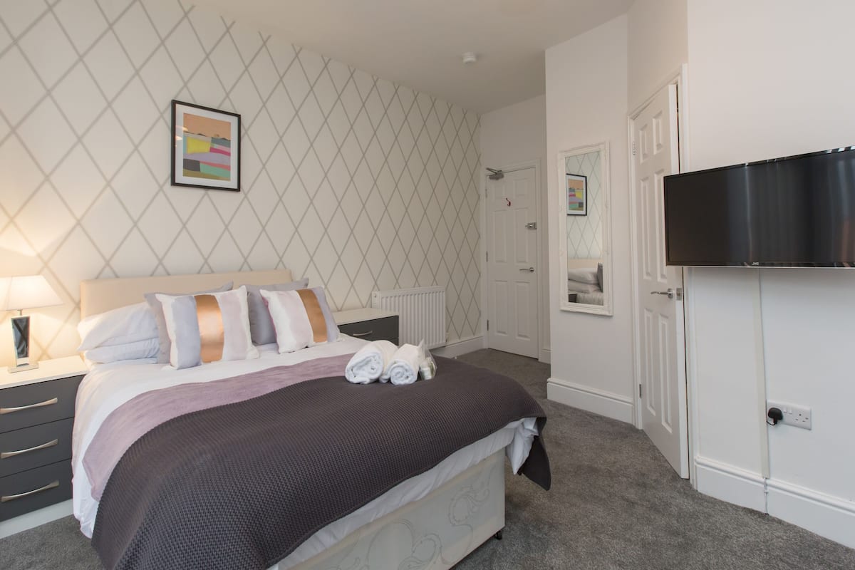 Chambre Double Supérieure, salle de bains attenante (With TV) | 1 chambre