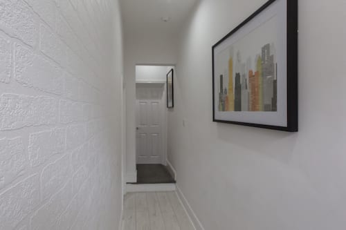Maison, salle de bains privée (Whole) | Divers