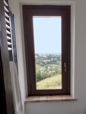 Interior - IL CAMPANILE - "Gilda" room with kitchen use (Montegrosso d'Asti)