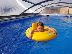 Indoor pool, outdoor pool - CHALET WITH CHARM! Spacious law garden, pool with deck and more (L'Ametlla de Mar)